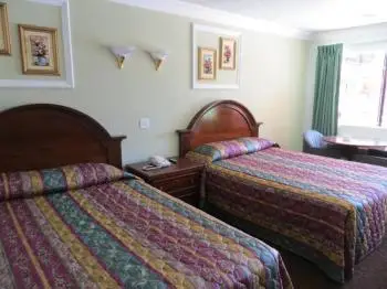 Azusa Inn 5