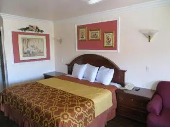 Azusa Inn 8
